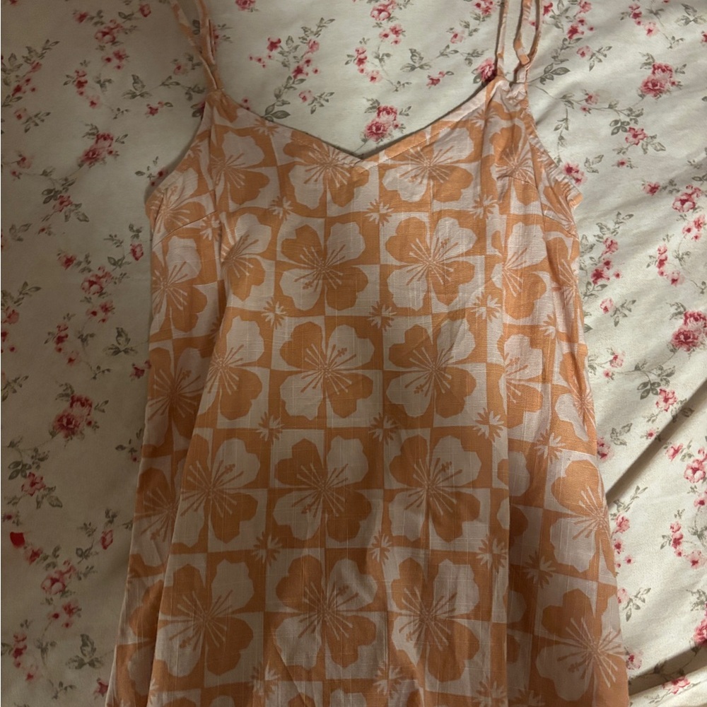 Floral Peach and White Sleeveless dress